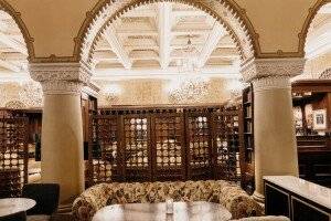 Hotel Bristol picture
