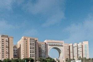 Oaks Ibn Battuta Gate picture