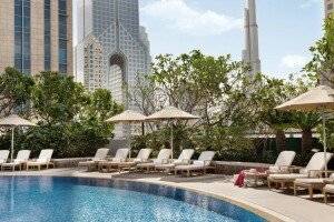 Shangri-La Apartments picture
