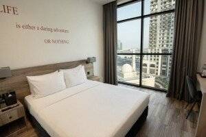Kingsgate Al Jaddaf Hotel by Millennium picture