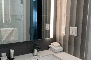 Marriott New York JFK Airport picture