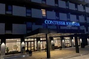 UNA Hotels Hotel & Residence Contessa Jolandao picture
