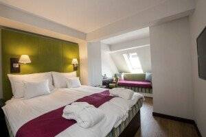 Three Corners Hotel Art picture