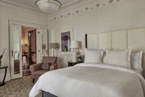 Four Seasons Hotel Gresham Palace picture