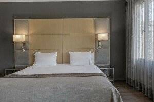 AC Hotel Victoria Suites by Marriott picture