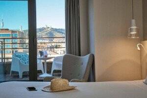 Mercure Condor picture