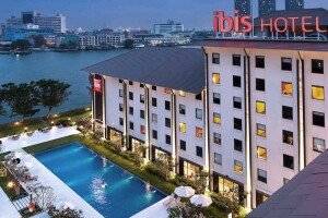 Ibis Riverside picture