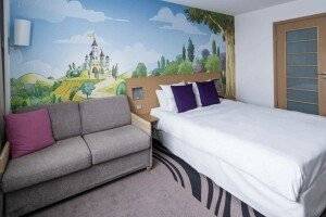 Novotel City West picture
