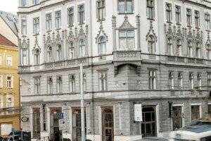 Czech Inn picture