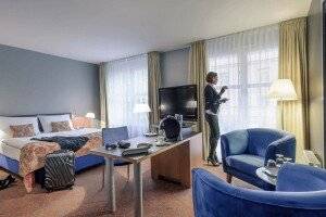 Mercure Hotel & Residenz Checkpoint Charlie picture
