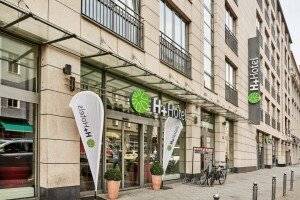 H+ Hotel Mitte picture