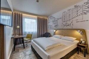 Mercure Hotel City picture