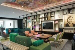 citizenM Amstel picture