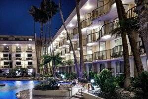 Los Angeles Airport Marriott picture