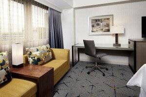 Sheraton Gateway Hotel picture