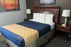 Knights Inn Central / Convention Center Area picture
