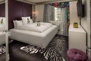 Staypineapple, An Artful Hotel, Midtown picture
