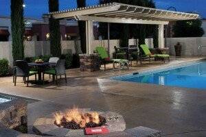 Hampton Inn & Suites South picture