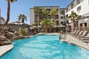 Courtyard By Marriott Stadium Area picture