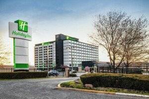 Holiday Inn International Airport picture