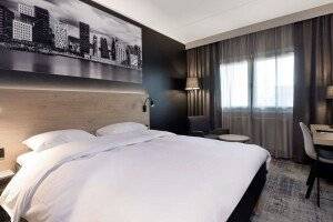 Park Inn by Radisson Oslo Airport Hotel West picture