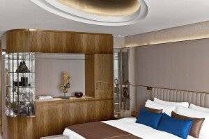The St. Regis picture